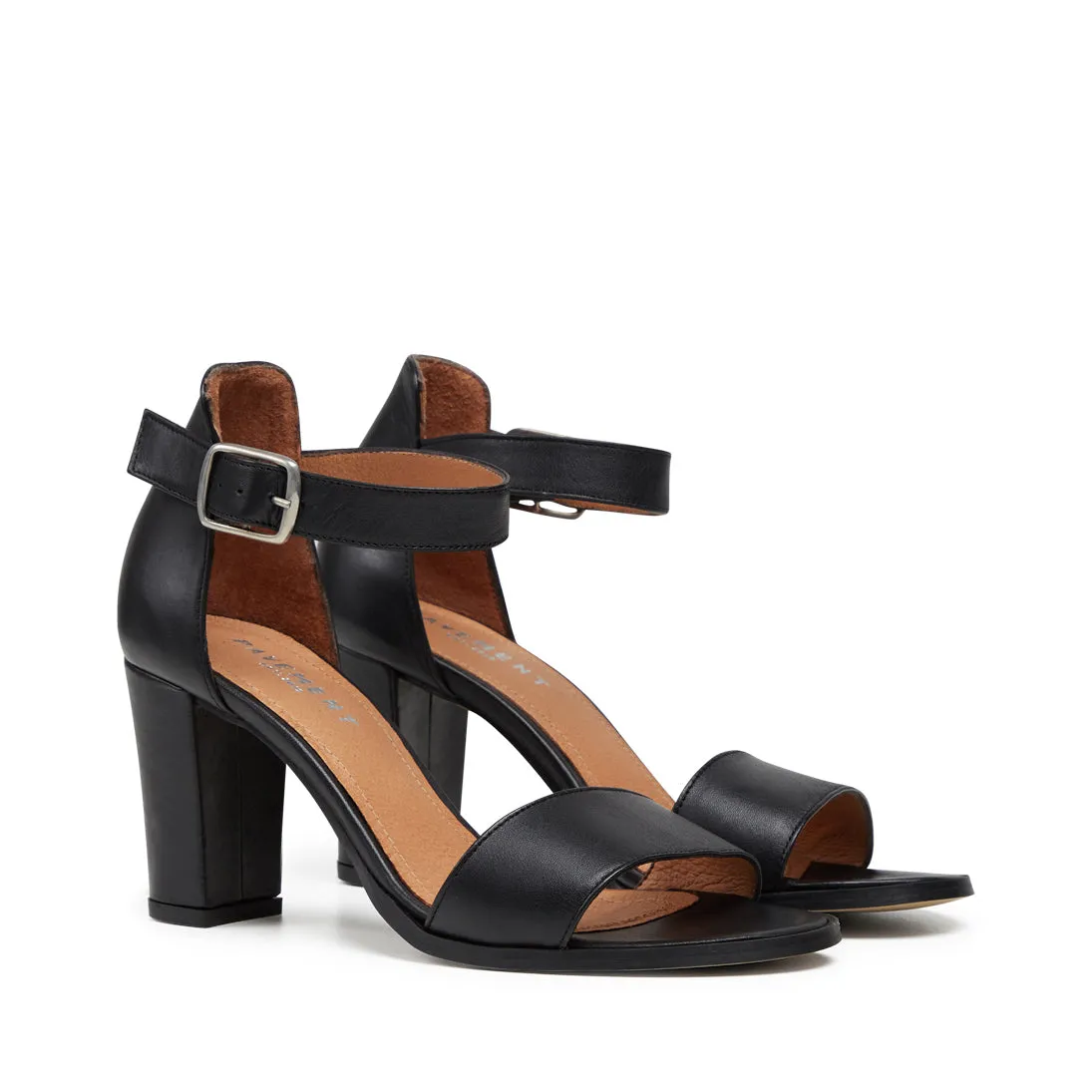 Silke - Black