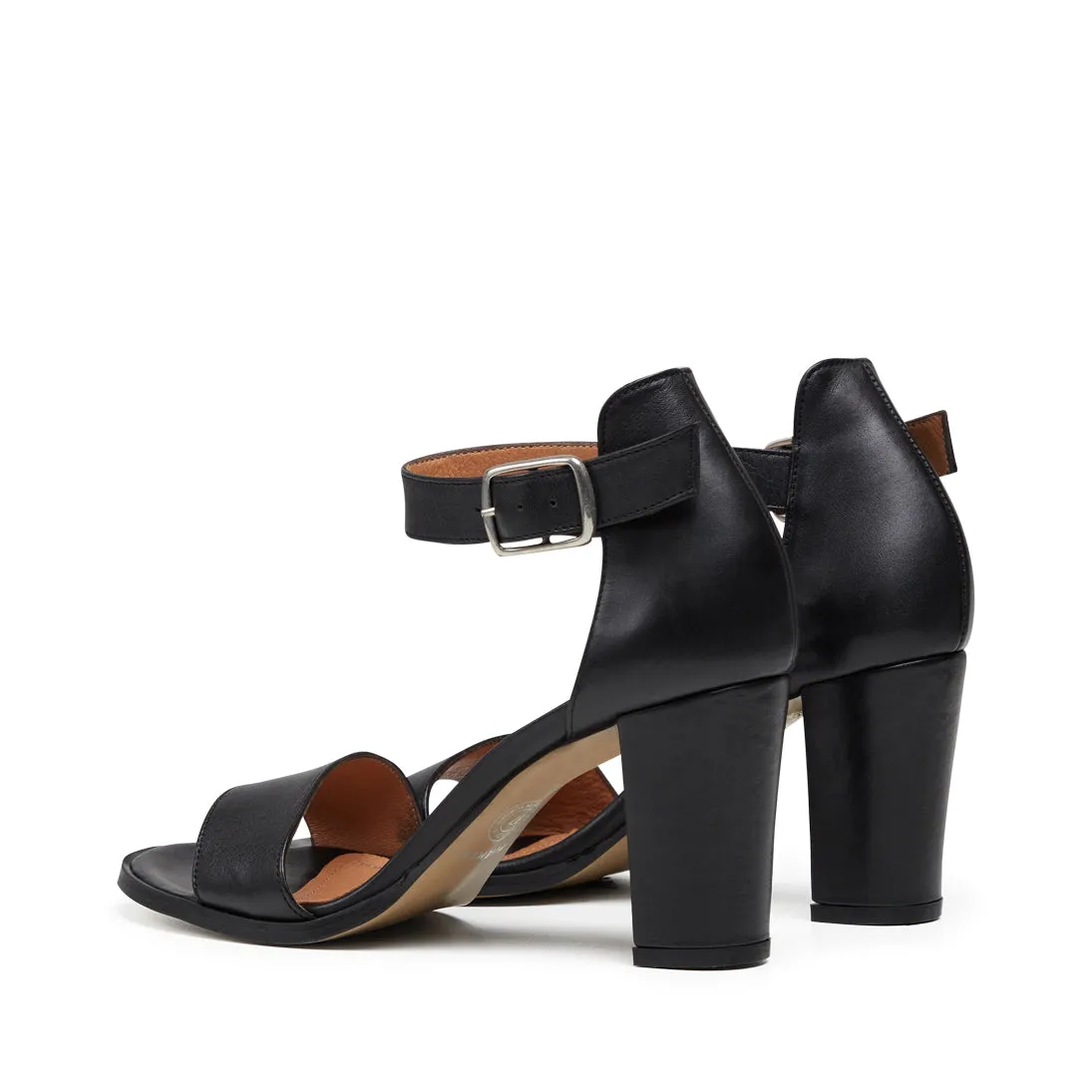 Silke - Black