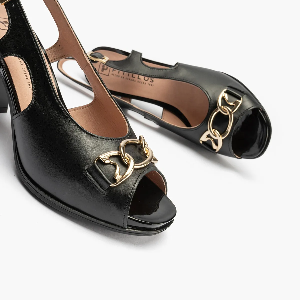 WOMEN 5704